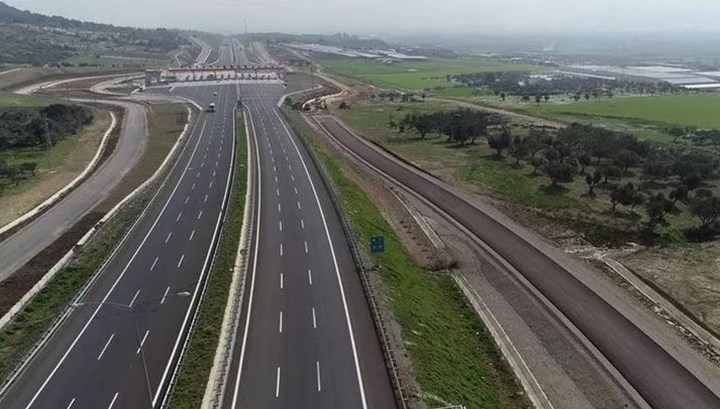 Otoyollarda otomobiller için yükseltilen hız limitleri belirlendi