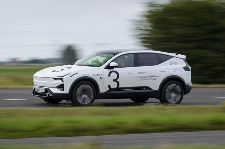Polestar 3, 936 km ile elektrikli SUV'larda menzil rekoru kırdı