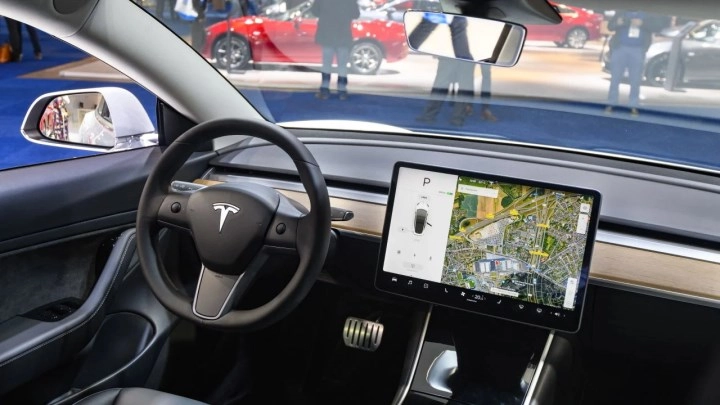 Tesla Türkiye’den Premium bağlantı ücretine büyük zam