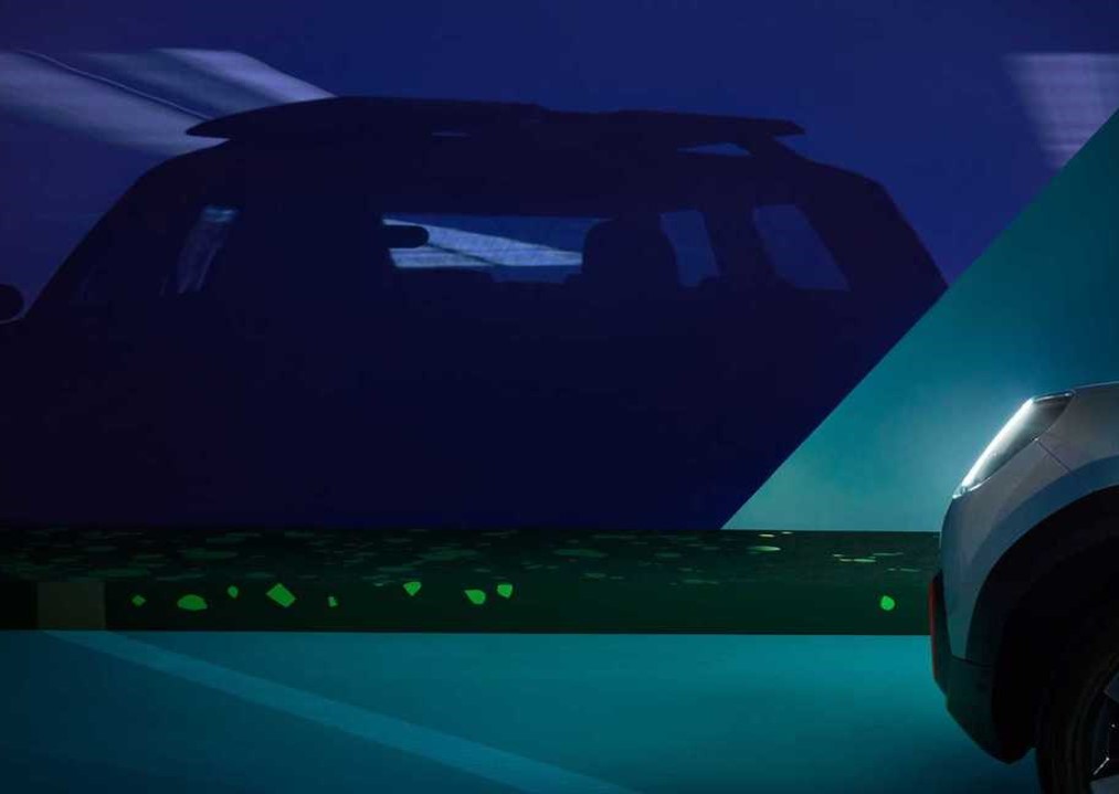 Mini'nin elektrikli crossover'ından bir ipucu görüntüsü!