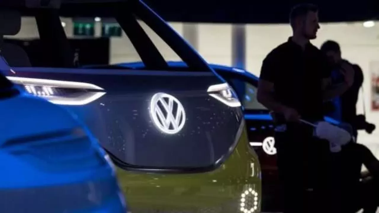 Volkswagen'den 180 milyar euroluk batarya hamlesi