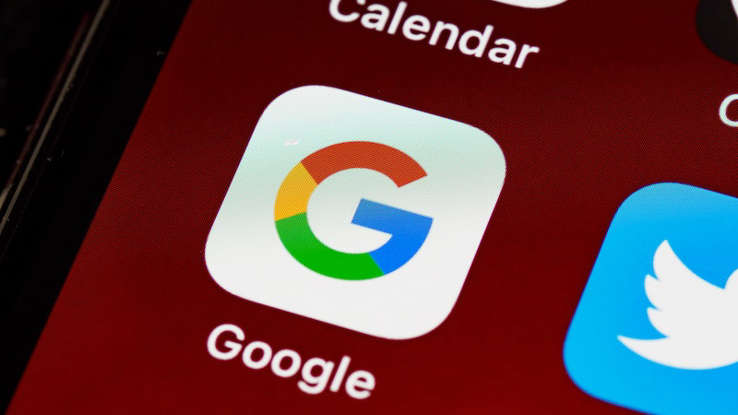 Google, yakındaki satılık ikinci el otomobilleri göstermeye başlayacak