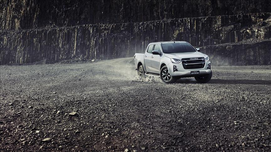 Isuzu D-Max yenilenen ön yüzü ile pazardaki iddiasını artırdı