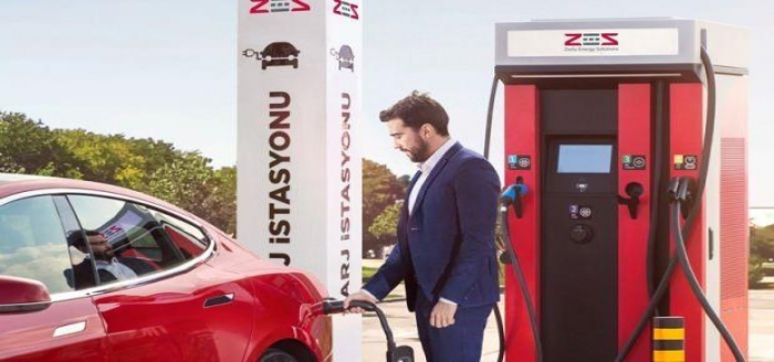 Şarj istasyonunu 3 yılda bin noktaya taşıdı
