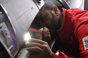 Hava yastığı yerinden çıkanlar pes dedirtti!