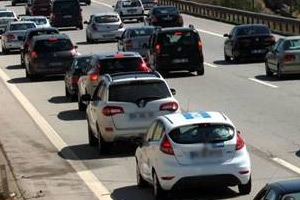 Otomotiv pazarı yüzde 10 daraldı