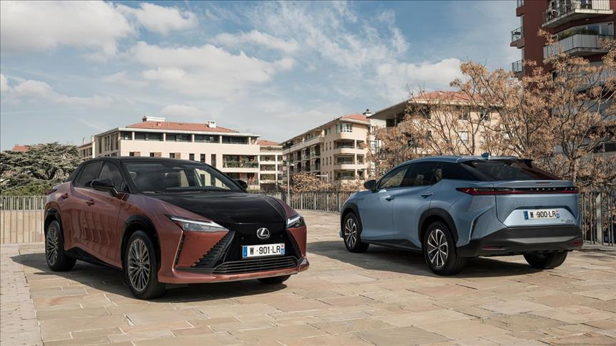 Lexus stoklarla sınırlı online rezervasyona özel yaz fırsatlarını başlattı