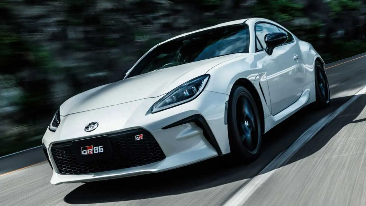 Toyota GR86, Subaru BRZ'nin satış rakamlarını 5'e katladı