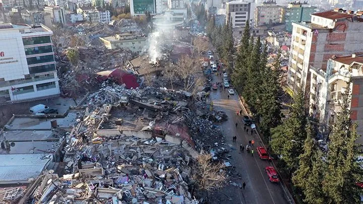 Deprem bölgesine yardımda bulunan otomotiv şirketleri