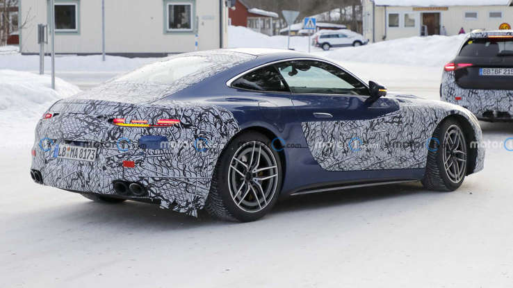 Yeni nesil Mercedes-AMG GT bir kez daha görüldü