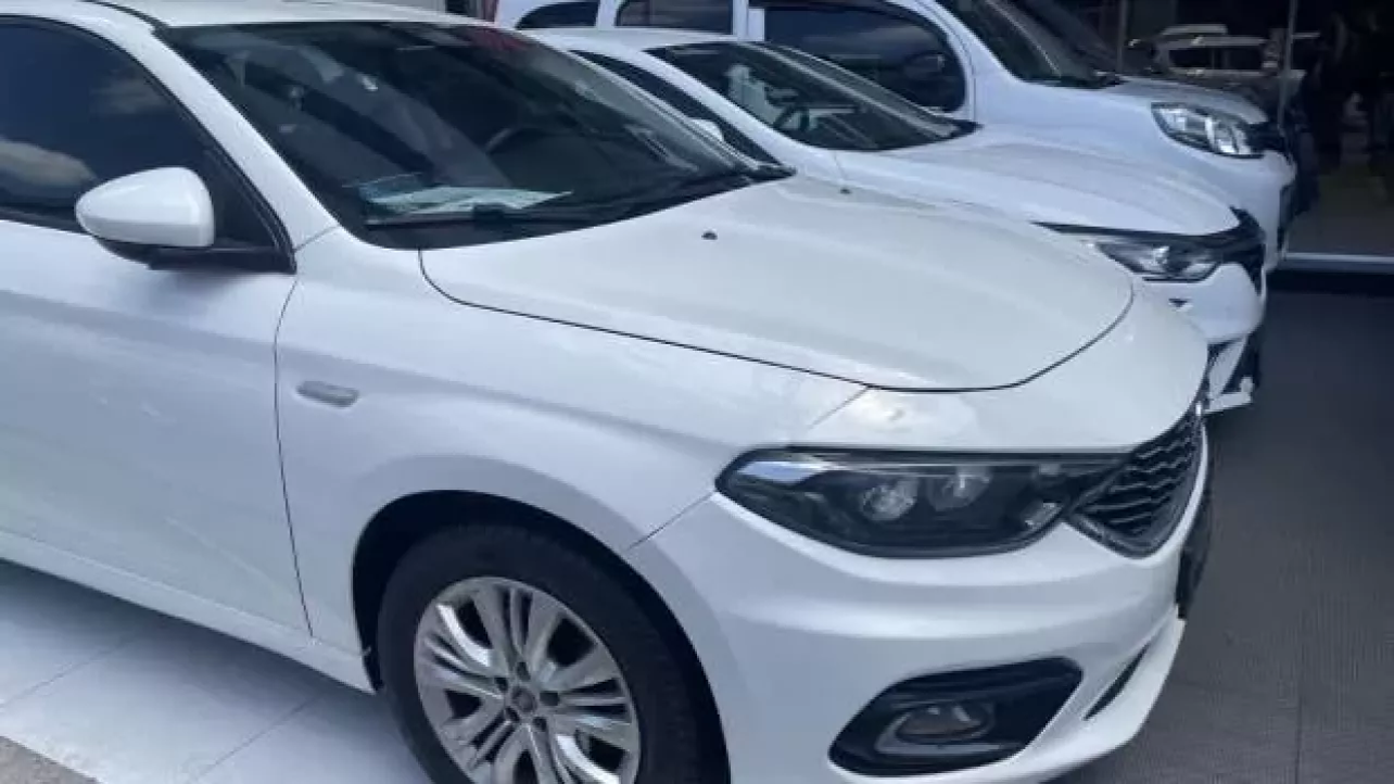 İkinci el otomobil fiyatı sıfır fiyatını geçti