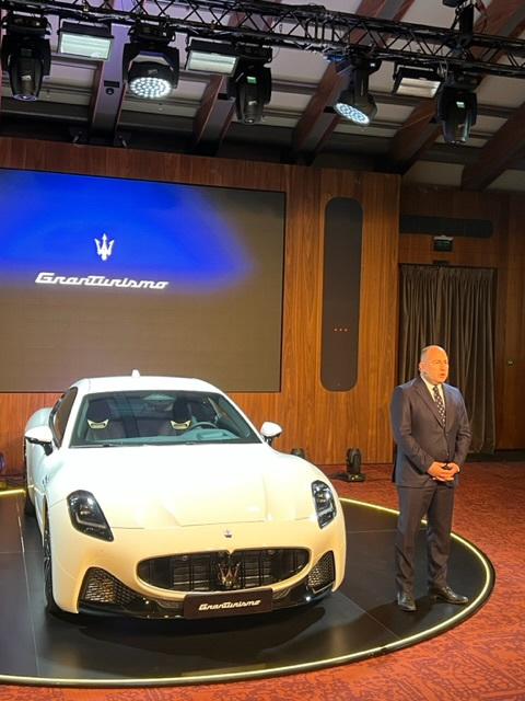 Süper lüks Maserati için 12 aya varan sıra var