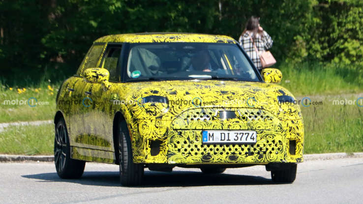 Beş Kapılı Mini Cooper Hardtop casuslarımıza yakalandı