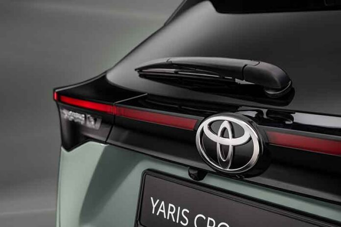 Makyajlanan Toyota Yaris Cross Hibrit 130 motorla gelecek