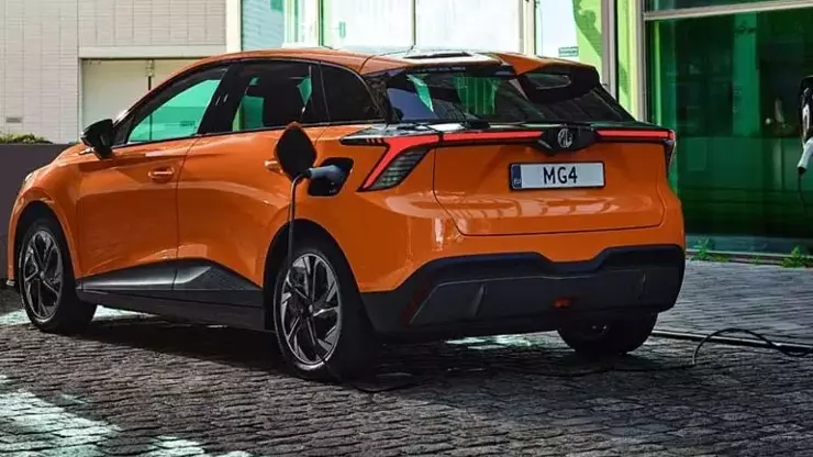 Hibrit ve elektrikli araçları kiralamaya ilgi artıyor