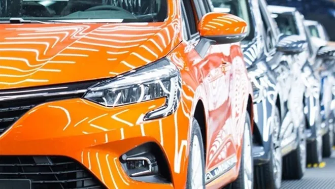 Cardata: Türkiye otomotiv pazarı 2024'te yüzde 30-35 daralmayacak 1 milyon adedi aşacak