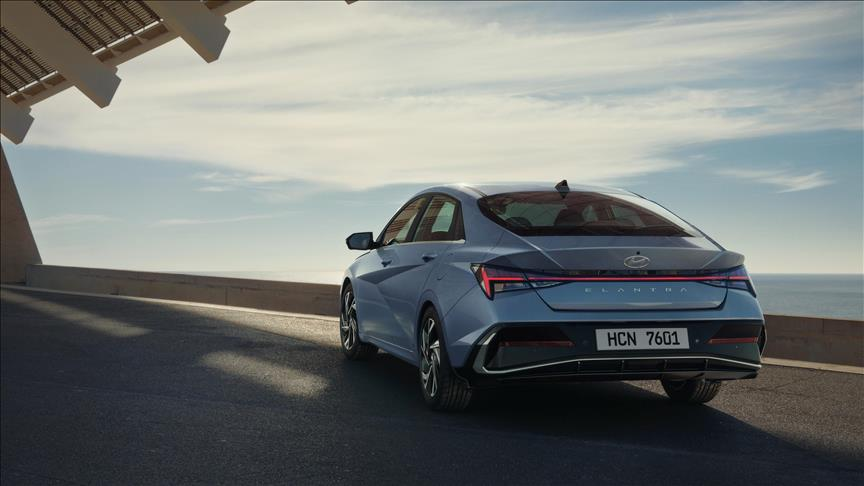 Sportif sedan yeni Hyundai Elantra Türkiye'de