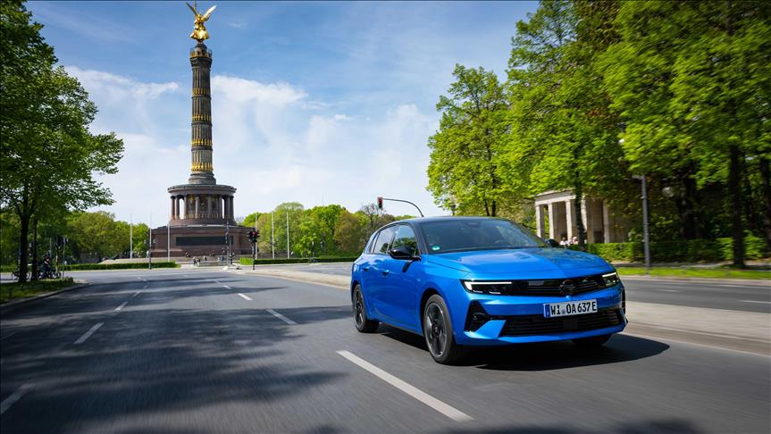 Opel, yeni yılda her modelde elektrikli seçenek sunmayı hedefliyor
