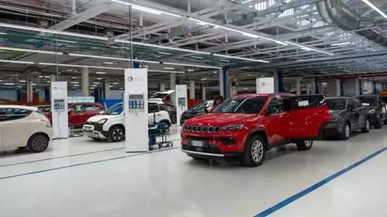 Stellantis, 2024'ün ilk çeyreğinde 41,7 milyar avro net gelir elde etti