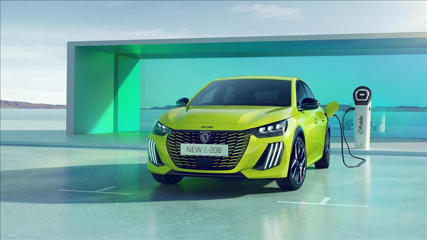 Peugeot 208 yeni görünüm kazandı