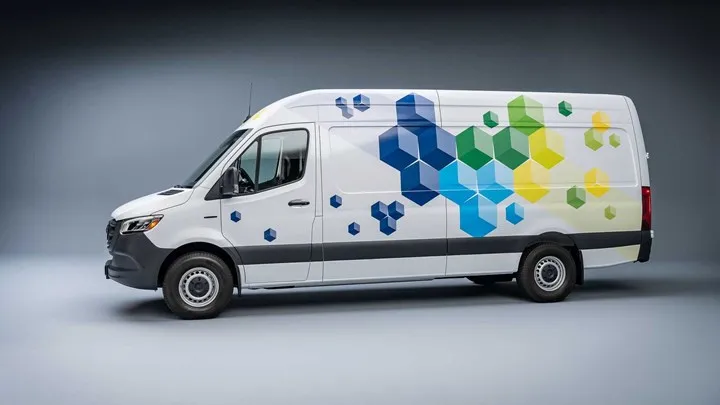 2024 Mercedes eSprinter, yeni motoru ve bataryaları ile tanıtıldı