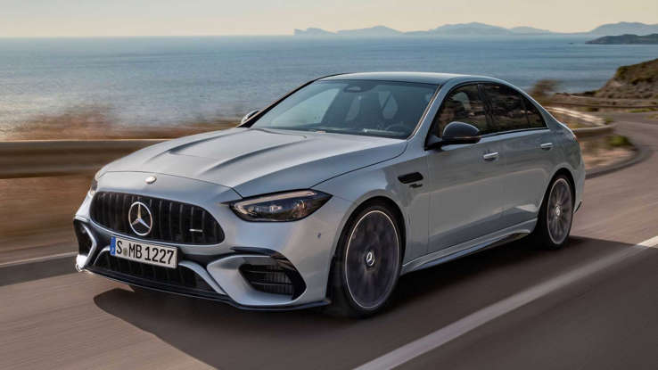 Mercedes, V8 motorlara geri dönüyorv
