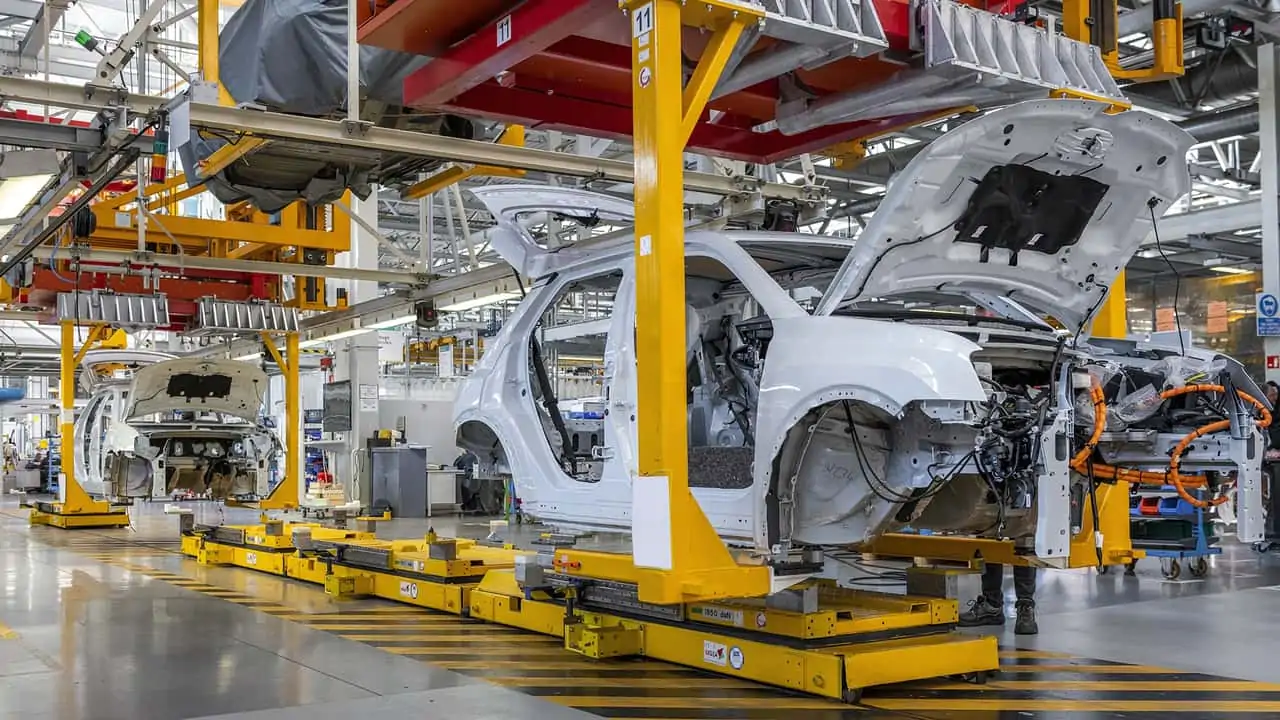 Renault ve Geely JV ile anlaşma imzaladı!