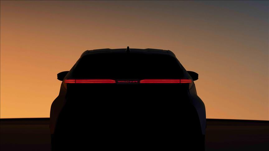 Yeni Toyota C-HR'ın dünya tanıtımı bu ay yapılacak