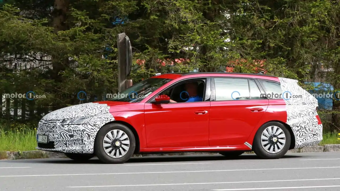 Makyajlı Skoda Octavia görüntülendi