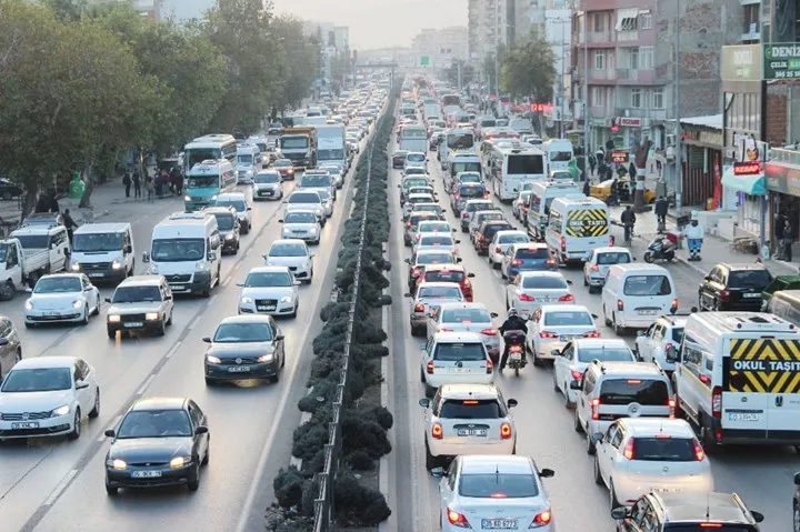 SEDDK Başkanından trafik sigortası açıklaması: "Çok kaza yapanın ehliyeti askıya alınsın"