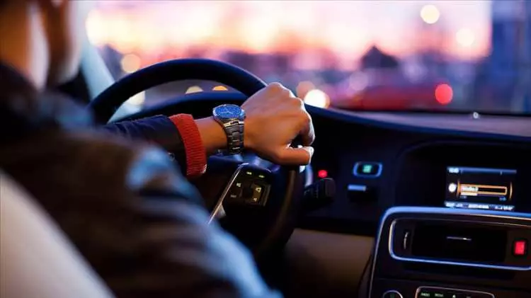 Bu otomobillerin değeri yıllar geçse de düşmüyor! Listedeki ilk 25 belli oldu...
