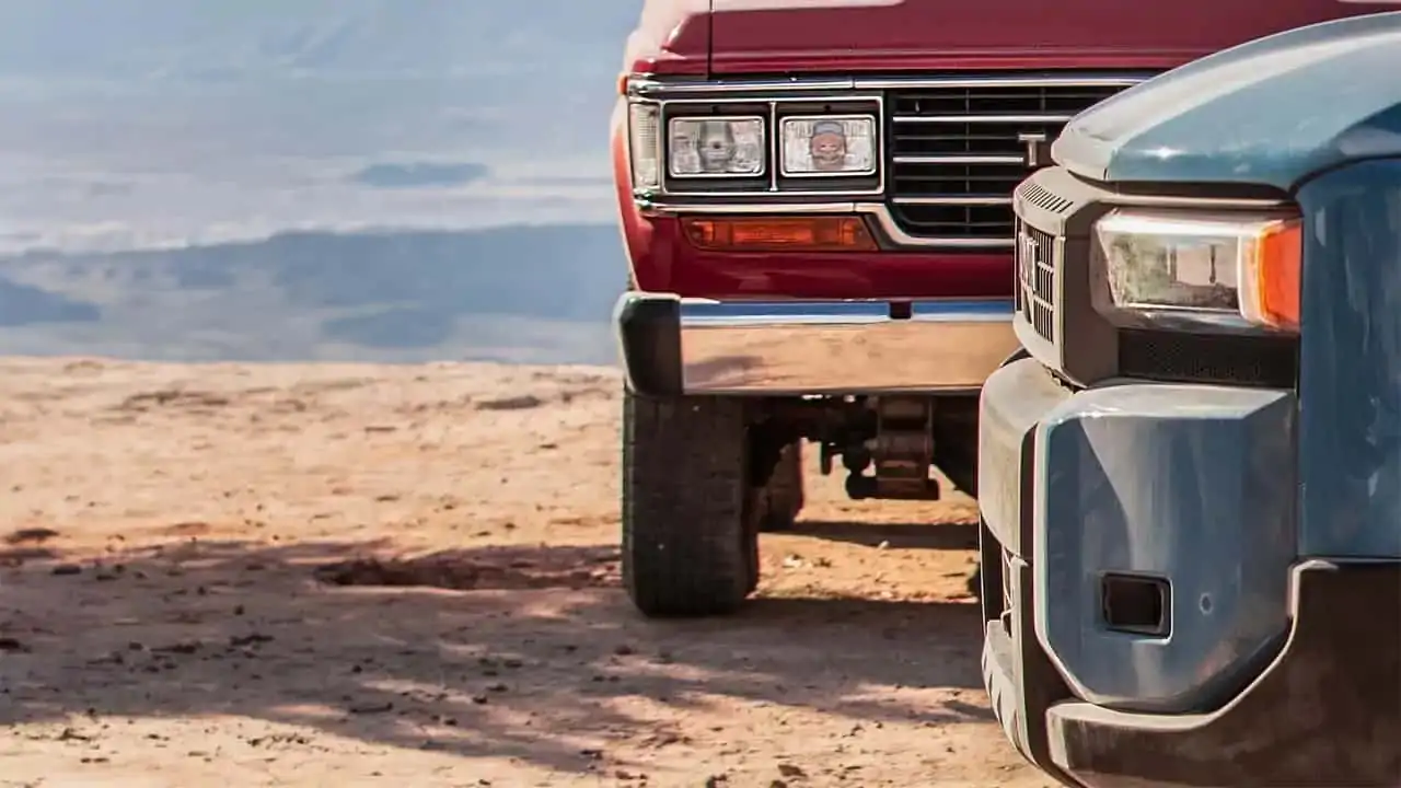 Yeni Land Cruiser'dan teaser görüntüleri gelmeye devam ediyor