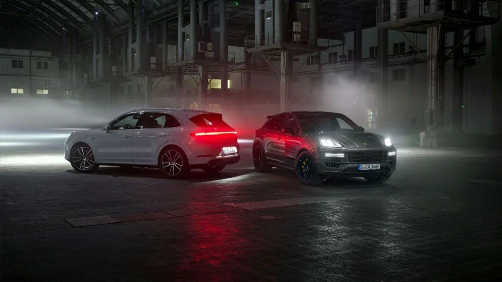 Porsche, tüm zamanların en güçlü Cayenne'ini sundu