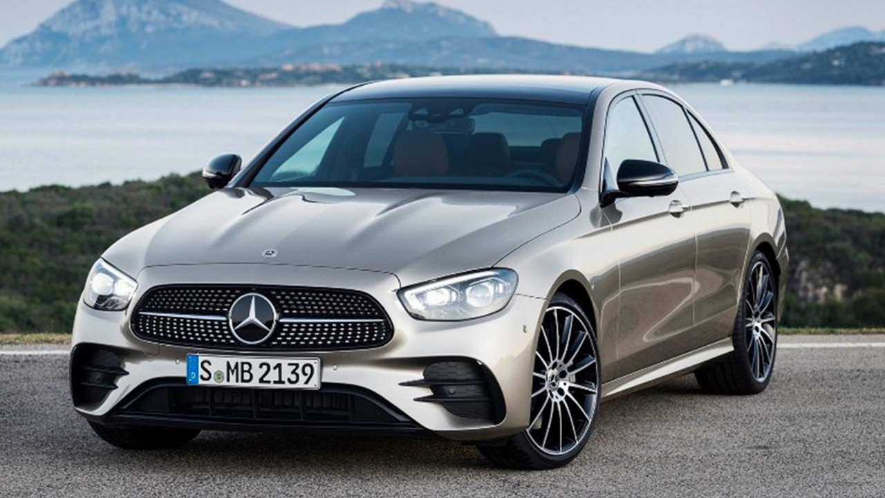 Mercedes-Benz, saatte 95 kilometre hıza kadar otomatik sürüş sunacak