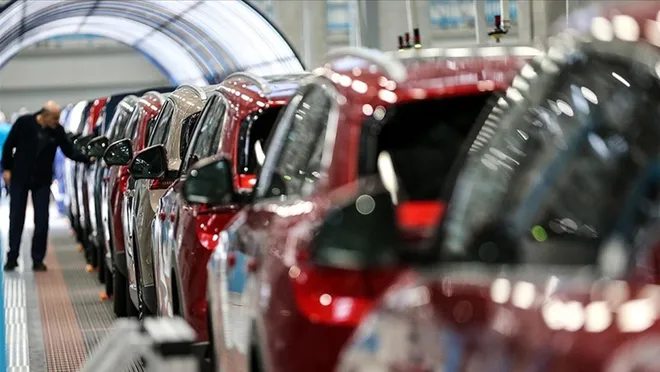 Otomotiv sektörü temsilcileri: 2025 yılında satış rakamlarını faiz indirimleri belirleyecek