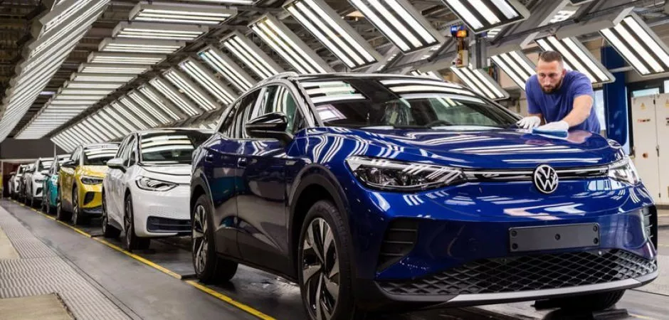 Alman devi Volkswagen Rusya'dan ayrılıyor!