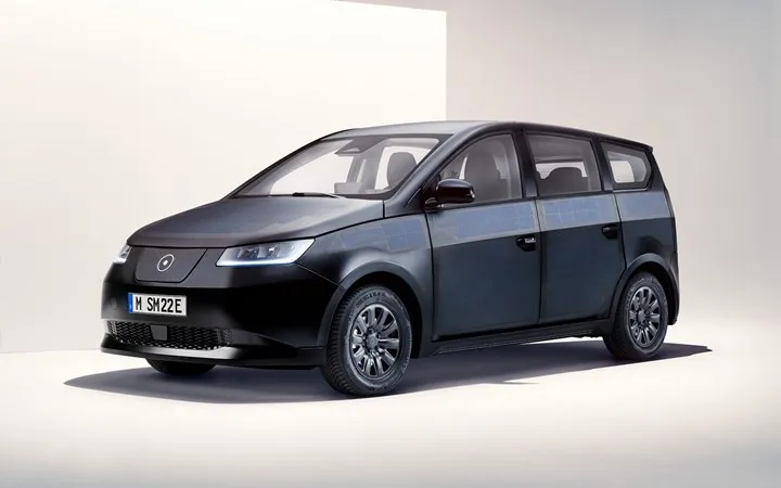 Güneş panelleriyle kaplı elektrikli araç Sion üretime hazır