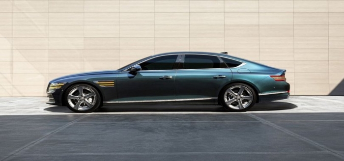 Batıda otomotiv üretimi dururken Koreliler yeni model tanıttı
