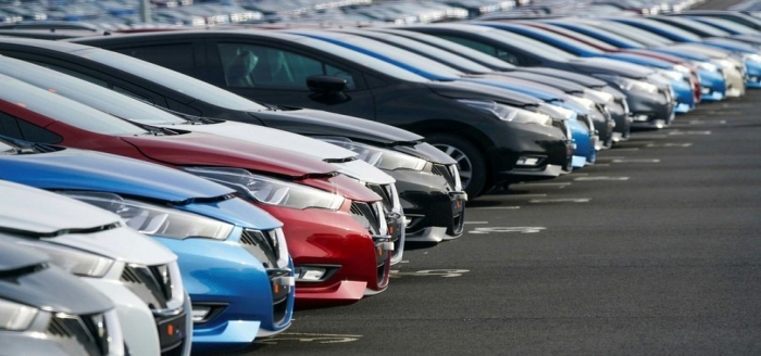 Otomobil satışlarında Renault, hafif ticaride Ford ilk sırada yer aldı