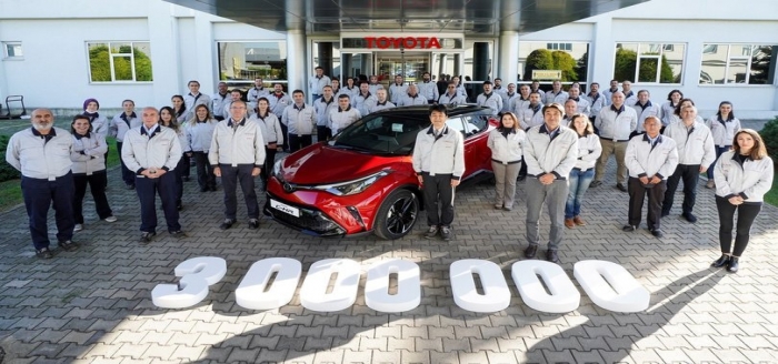 Toyota Türkiye, 3 milyonuncu aracını banttan indirdi