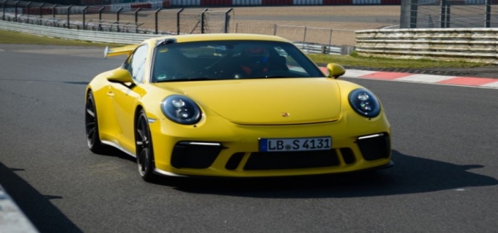 Yeni 911 GT3 Nurburing’de kendi rekorunu kırdı