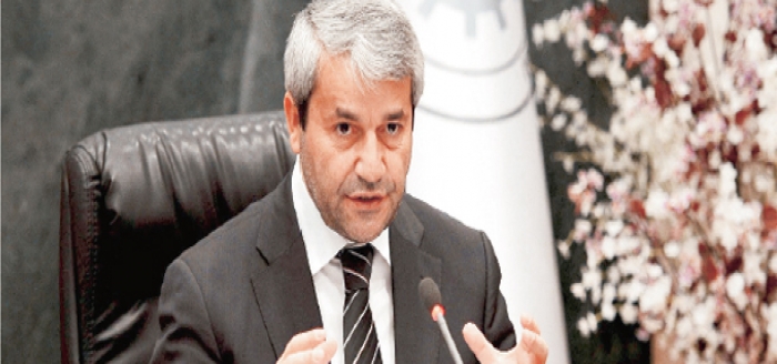 "Yerli otomobilde idealist yaklaşım bekliyoruz"