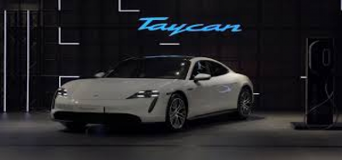 Porsche Taycan'ın tam elektrikli modeli Türkiye'de