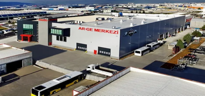 Anadolu Isuzu, üretim süreçlerini robot teknolojisiyle iyileştiriyor