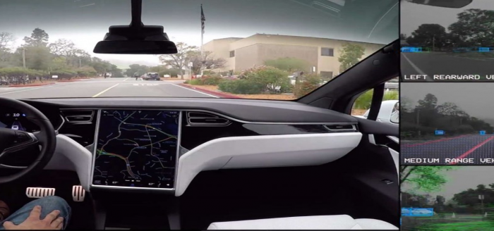 Kazalara karşı önlem: Tesla otonom sürüş özelliğini güncelledi