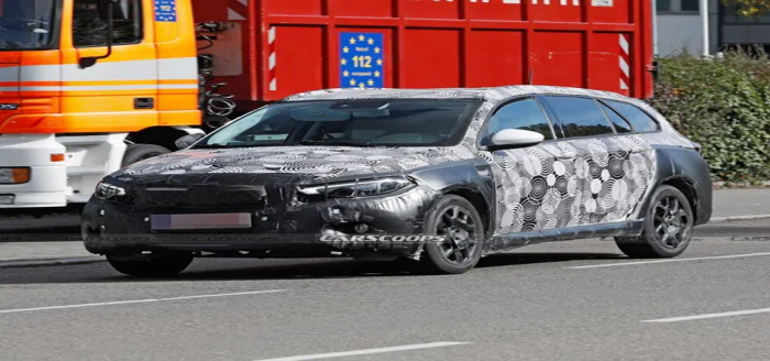 Fiat Egea ailesine sürpriz bir üye mi geliyor?