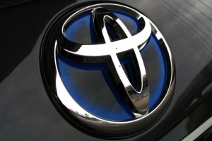 Toyota Corolla yenilendi