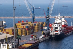 Bandırma Limanı'na oto terminal ve stok sahası