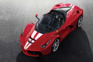LaFerrari Aperta 10 milyon dolara satıldı