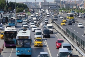 Trafiğe 96 bin yeni araç girdi